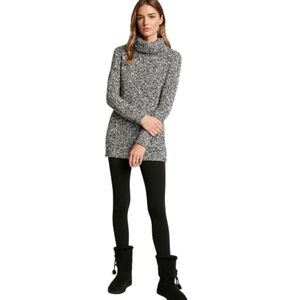 Abercrombie & Fitch Black and White Cowl Neck Sweater